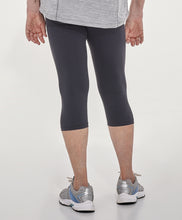 Carregar imagem no visualizador da galeria, Model Back: Alto Giro Fitness Bas Corsario Bodytex Silk Preto