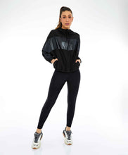 Carregar imagem no visualizador da galeria, Image 08: Alto Giro Fitness Haut Jaqueta Tecnospan Recortes Preto