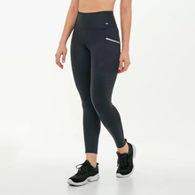 Carregar imagem no visualizador da galeria, Model Front: Alto Giro Fitness Bas Legging Hyper Com Laser Lateral Preto