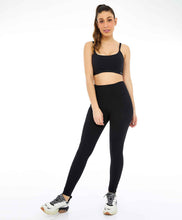 Carregar imagem no visualizador da galeria, Image 04: Alto Giro Fitness Bas Legging Unique Recortes Preto