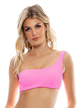 Carregar imagem no visualizador da galeria, Model Front: Luli Fama Haut Top Lace Pura Curosidad Miami Vice Pink