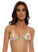Carregar imagem no visualizador da galeria, Model Front: Luli Fama Haut Top Wavy Ruched Limoncello