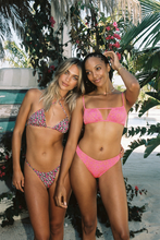 Carregar imagem no visualizador da galeria, Image 03: Maaji Haut Top Aster Emma Sublimity Pink