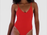 Carregar e reproduzir vídeo no visualizador da Galeria, Video: Rio De Sol Une Pièce Rouge Hype