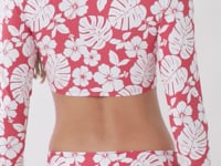 Carregar e reproduzir vídeo no visualizador da Galeria, Video: Rio De Sol Haut Top Pua-Hibiscus Reef