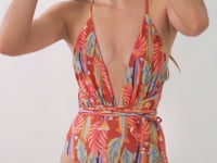 Carregar e reproduzir vídeo no visualizador da Galeria, Video: Rio De Sol Une Pièce Sea-Bloom New Vegas