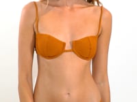 Carregar e reproduzir vídeo no visualizador da Galeria, Video: Rio De Sol Haut Top Ferrugo Juliette