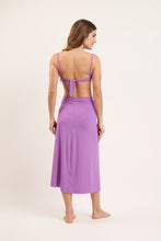 Carregar imagem no visualizador da galeria, Model Back: Rio De Sol Jupe De Page Bio-Floreira Long Skirt Knot