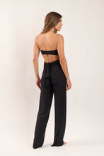 Carregar imagem no visualizador da galeria, Model Back: Rio De Sol Pantalon De Plage Black Pants Knot