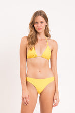 Carregar imagem no visualizador da galeria, Model Front: Rio De Sol Bas Bottom Amarelo Essential-Comfy