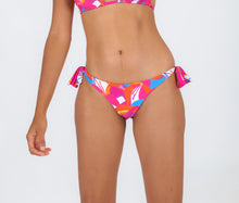 Carregar imagem no visualizador da galeria, Gallery: Rio De Sol Bas Bottom Antelope Italy