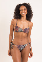 Carregar imagem no visualizador da galeria, Model Front: Rio De Sol Bas Bottom Cobra Ibiza-Comfy