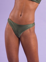 Carregar imagem no visualizador da galeria, Image 10: Rio De Sol Bas Bottom Croco Nice-Fio