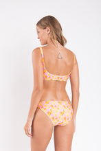 Carregar imagem no visualizador da galeria, Model Back: Rio De Sol Bas Bottom Dreamy Essential-Comfy