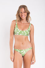 Carregar imagem no visualizador da galeria, Model Front: Rio De Sol Bas Bottom Flow Mia