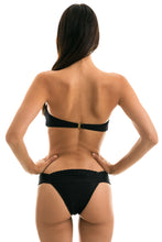 Carregar imagem no visualizador da galeria, Model Back: Rio De Sol Bas Bottom Kiwanda Preto Bandeau