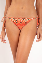 Carregar imagem no visualizador da galeria, Gallery: Rio De Sol Bas Bottom Maracai Frufru