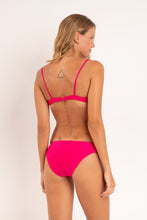 Carregar imagem no visualizador da galeria, Model Back: Rio De Sol Bas Bottom Shimmer-Olinda Essential-Comfy