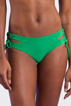 Carregar imagem no visualizador da galeria, Gallery: Rio De Sol Bas Bottom Tambourine Madrid