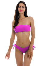 Carregar imagem no visualizador da galeria, Model Front: Rio De Sol Bas Bottom Uv-Pink Madrid