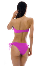Carregar imagem no visualizador da galeria, Model Back: Rio De Sol Bas Bottom Uv-Pink Madrid