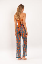 Carregar imagem no visualizador da galeria, Model Back: Rio De Sol Pantalon De Plage Luma Pants Lana