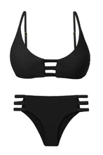 Carregar imagem no visualizador da galeria, Product Front: Rio De Sol Ensemble Set Bora-Black Bra-Trio Madrid-Trio