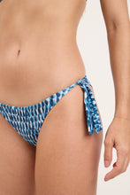 Carregar imagem no visualizador da galeria, Image 10: Rio De Sol Ensemble Set Chuva Bandeau-Joy Italy