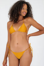 Carregar imagem no visualizador da galeria, Gallery: Rio De Sol Ensemble Set Damasco Tri-Rope Cheeky-Rope