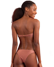 Carregar imagem no visualizador da galeria, Image 07: Rio De Sol Ensemble Set Shimmer-Copper Bandeau-Joy Essential