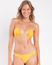 Carregar imagem no visualizador da galeria, Gallery: Rio De Sol Ensemble Set Solar Camille Mia