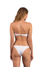 Carregar imagem no visualizador da galeria, Model Back: Rio De Sol Haut Top Bora-White Bandeau-Joy