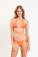 Carregar imagem no visualizador da galeria, Model Front: Rio De Sol Haut Top Dende Tri-Inv