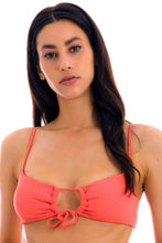 Carregar imagem no visualizador da galeria, Gallery: Rio De Sol Haut Top Dots-Tabata Mila