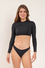 Carregar imagem no visualizador da galeria, Model Front: Rio De Sol Haut Top Lava Reef