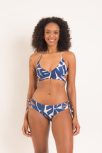 Carregar imagem no visualizador da galeria, Model Front: Rio De Sol Haut Top Pottery Kate