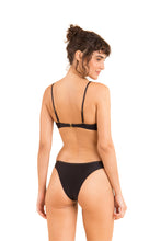Carregar imagem no visualizador da galeria, Model Back: Rio De Sol Haut Top Shimmer-Black Bandeau-Joy
