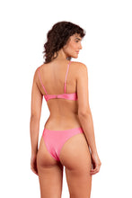 Carregar imagem no visualizador da galeria, Model Back: Rio De Sol Haut Top Shimmer-Confetti Bandeau-Joy
