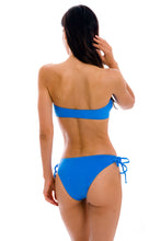 Carregar imagem no visualizador da galeria, Model Back: Rio De Sol Haut Top Uv-Enseada Bandeau-Reto