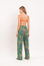 Carregar imagem no visualizador da galeria, Model Back: Rio De Sol Pantalon De Plage Wilds Wide Pants