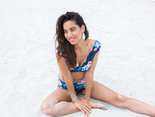 Carregar imagem no visualizador da galeria, Image 08: Saha Haut Top Aurora Floral Night