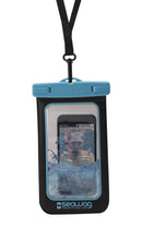 Carregar imagem no visualizador da galeria, Model Front: Seawag Sac De Plage Waterproof Case Blue