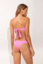 Carregar imagem no visualizador da galeria, Model Back: Rio De Sol Ensemble Set Crespinho-Rosa Mavi Nice
