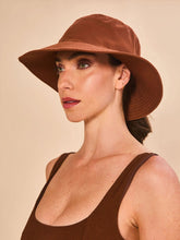 Carregar imagem no visualizador da galeria, Image 03: Uv Line Bob Hat California Fem Cognac Upf50+
