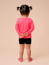 Carregar imagem no visualizador da galeria, Model Back: Uv Line T-Shirt Longsleeve Baby Pink Fluor Upf50+
