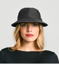 Carregar imagem no visualizador da galeria, Model Front: Uv Line Casquette Visor Nice Fem Black Upf50+
