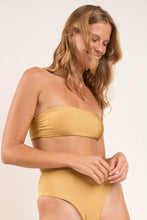 Carregar imagem no visualizador da galeria, Bottom Fluity-Dourado Hotpants
