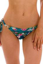 Carregar imagem no visualizador da galeria, Gallery: Rio De Sol Bas Bottom Amazonia Ibiza
