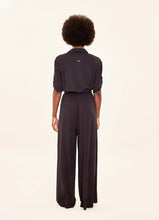 Carregar imagem no visualizador da galeria, Model Back: Uv Line Pantalon De Plage Pantalona Preto Upf50+
