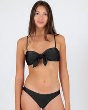 Carregar imagem no visualizador da galeria, Gallery: Rio De Sol Ensemble Set Shimmer-Black Bandeau-No Essential
